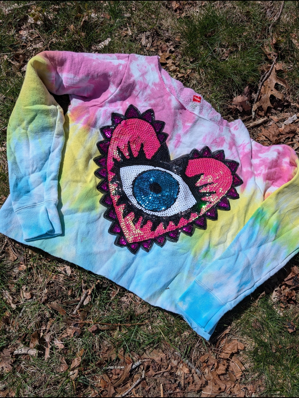 Tie-Dye Sequin Heart Eye Sweatshirt - Multicolor